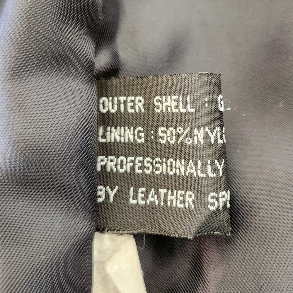 Beyond Leather Vintage Western Vest - Picture 10 of 11